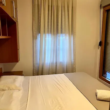 Διαμέρισμα Cozy Modern