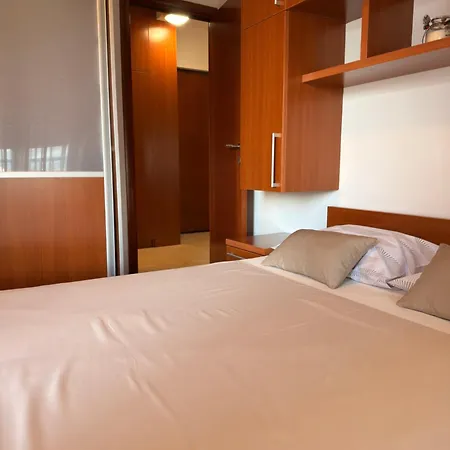 דירה Cozy Modern