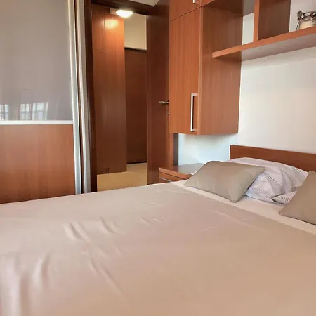 Cozy Modern Подгориця